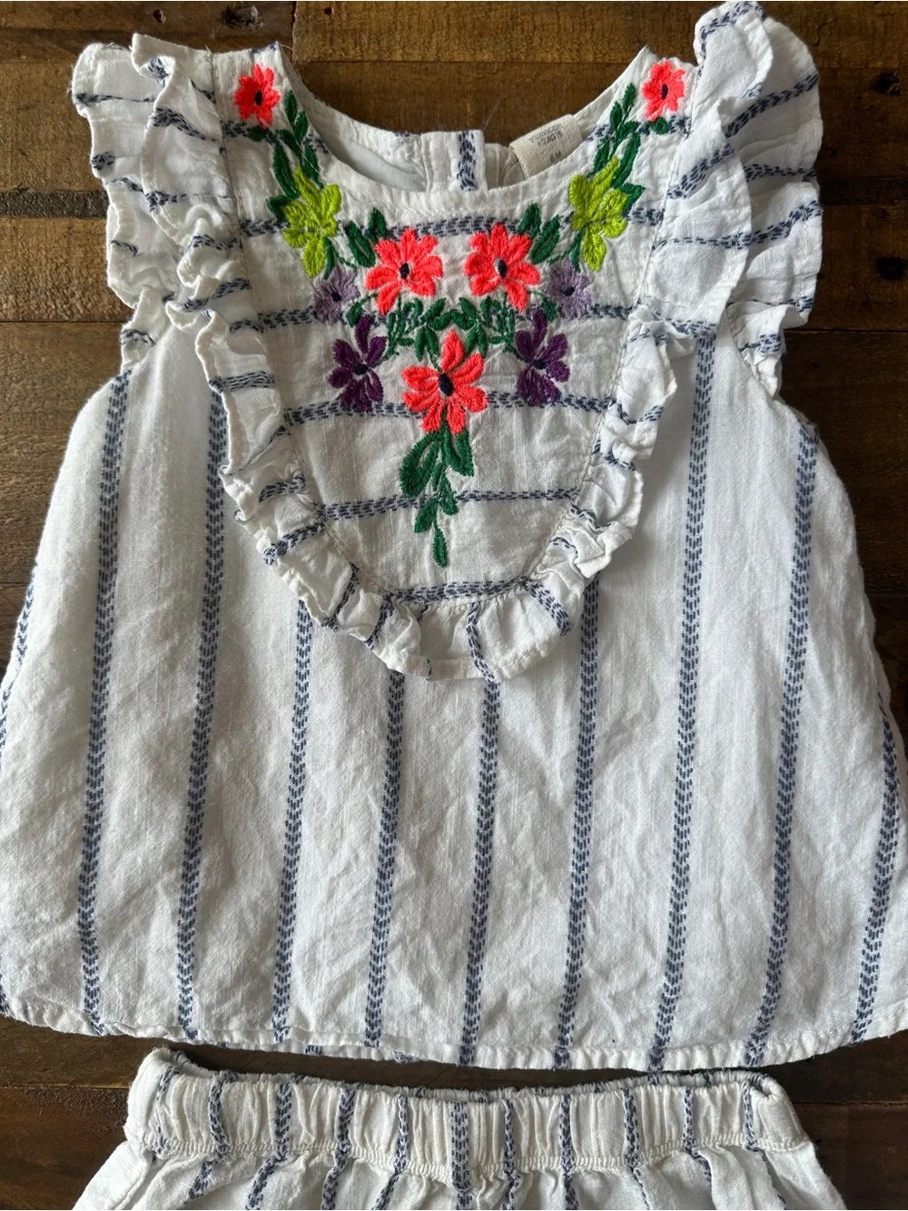 Tucker + Tate White Striped Two-Piece Set with Colorful Floral Embroidery